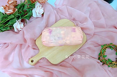 粉红火龙果毛巾卷