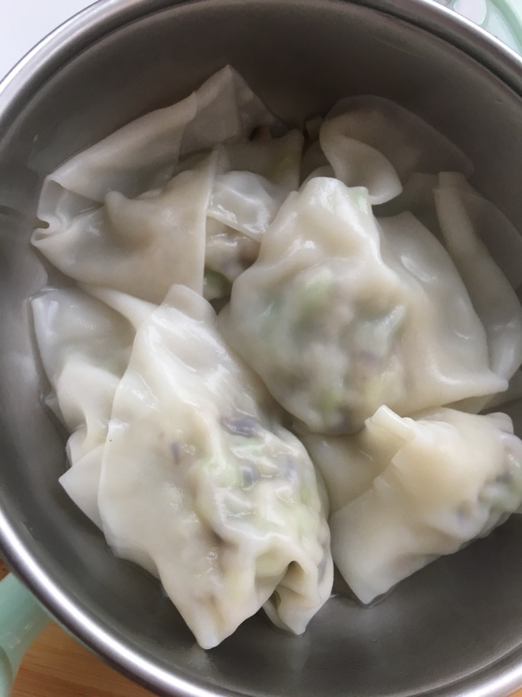香菇白菜猪肉混沌的做法