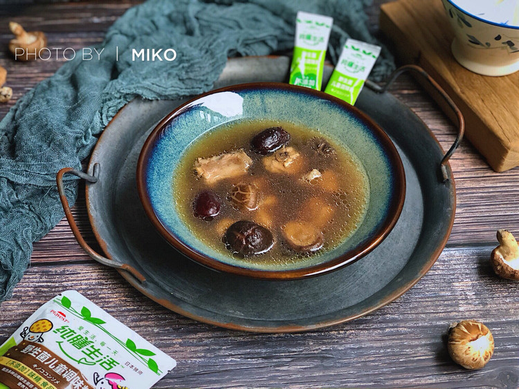 纯膳生活 排骨香菇汤的做法