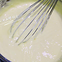 无油少糖酸奶蛋糕 宝宝辅食，鸡蛋+低粉+白醋的做法图解4
