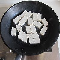 豆腐炒白菜的做法图解1