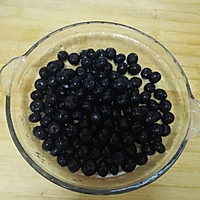 酸甜蓝莓酱的做法图解1