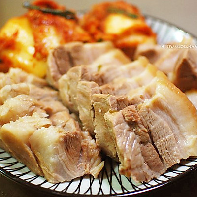 韩式辣白菜包肉 