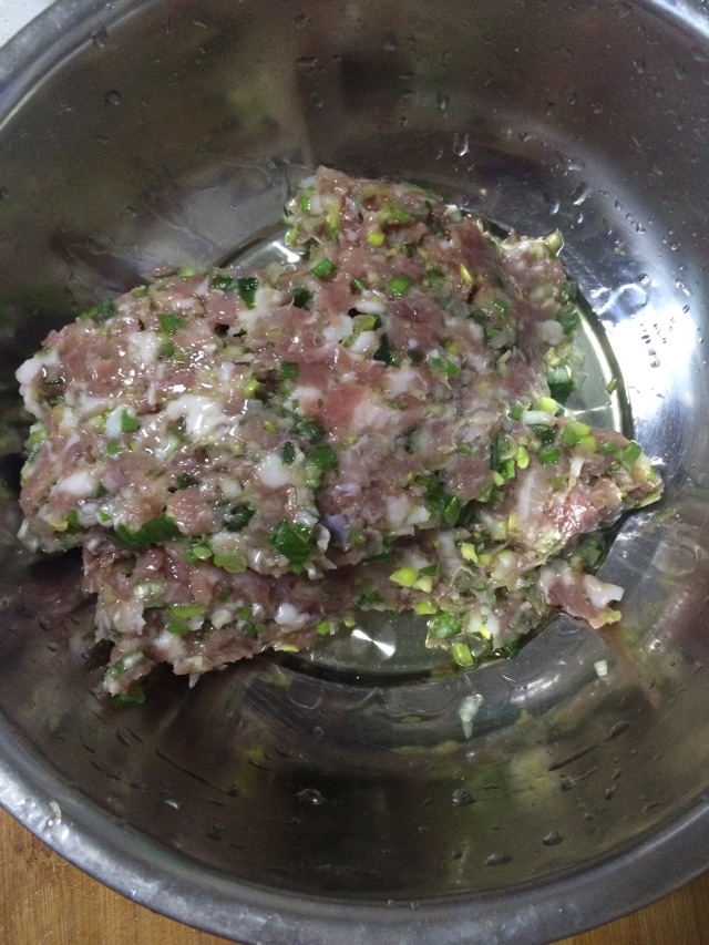 我爱汤汤水水之猪肉大葱馅儿馄饨的做法图解2