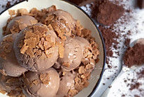 超级浓郁的巧克力冰激凌（零冰渣可可块版）的做法