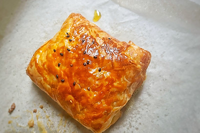 手抓饼版牛肉芝士馅饼
