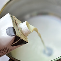 【蒙牛 嗨milk羽泉精选牧场牛奶】牛奶西瓜布丁的做法图解3
