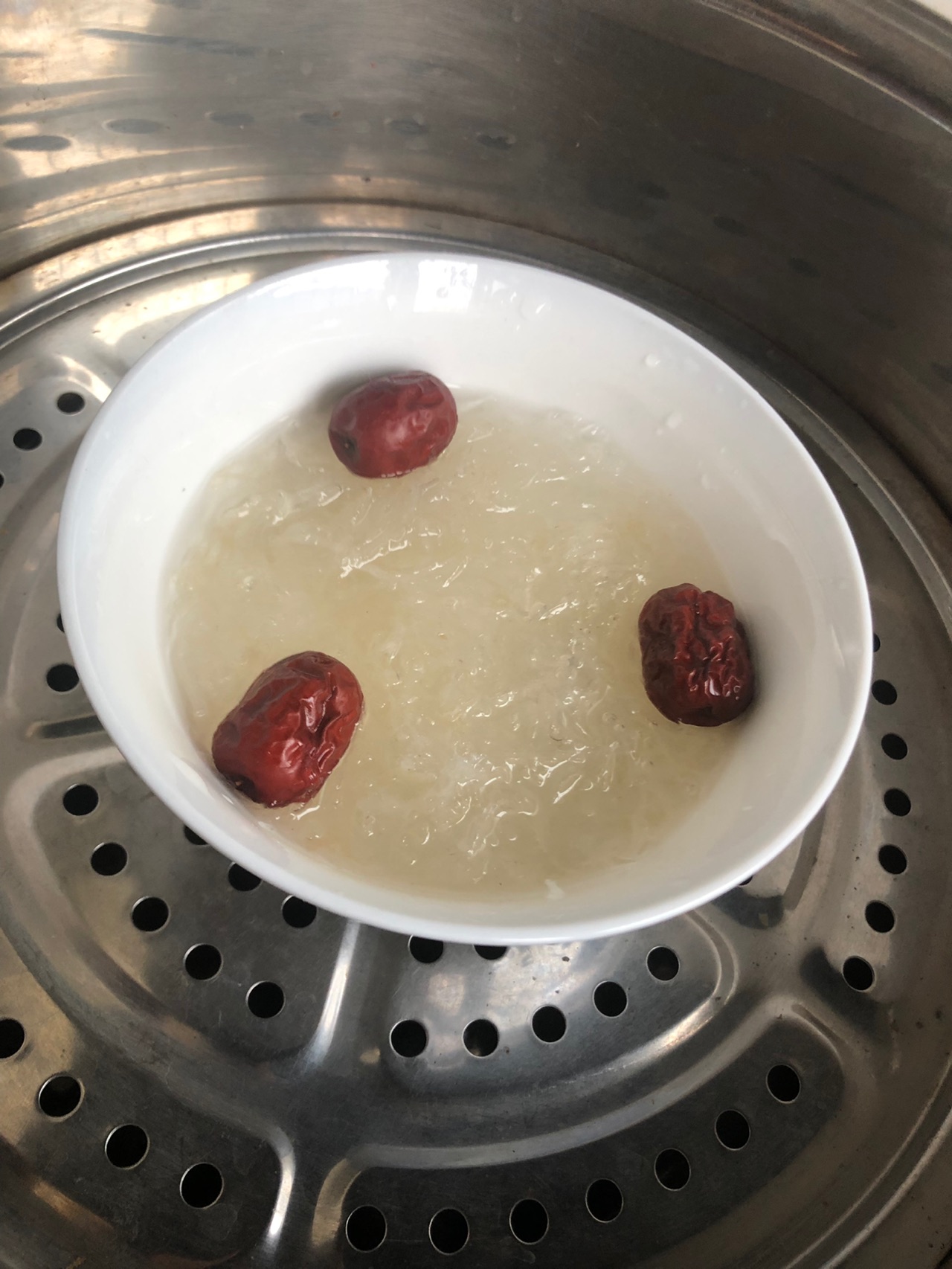 红枣燕窝糖水怎么做_红枣燕窝糖水的做法_豆果美食