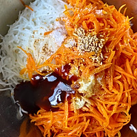 河南/胡萝卜粉丝素包子的做法图解5