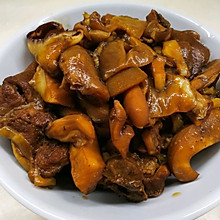 胶原蛋白满满的红焖猪尾鲜墨鱼花胶