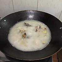 鱼头煮粉的做法图解3