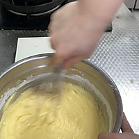 酸奶蛋糕的做法图解2