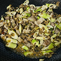 竹笋炒肉的做法图解7