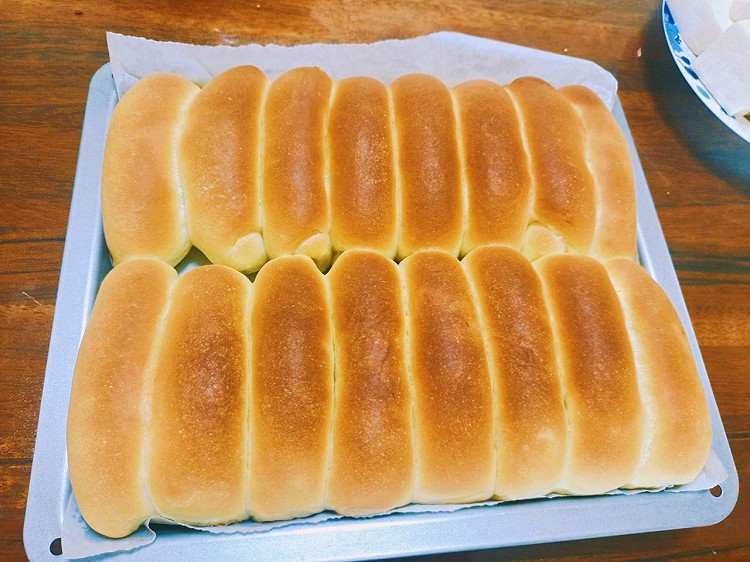 云南菜～火腿脆皮小面包的做法