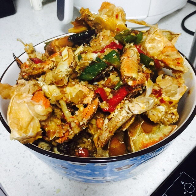 Spicy crab with ginger and garlic