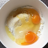 鸡蛋小薄饼，速成的做法图解1