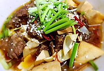 甜笋炖红烧牛肉的做法