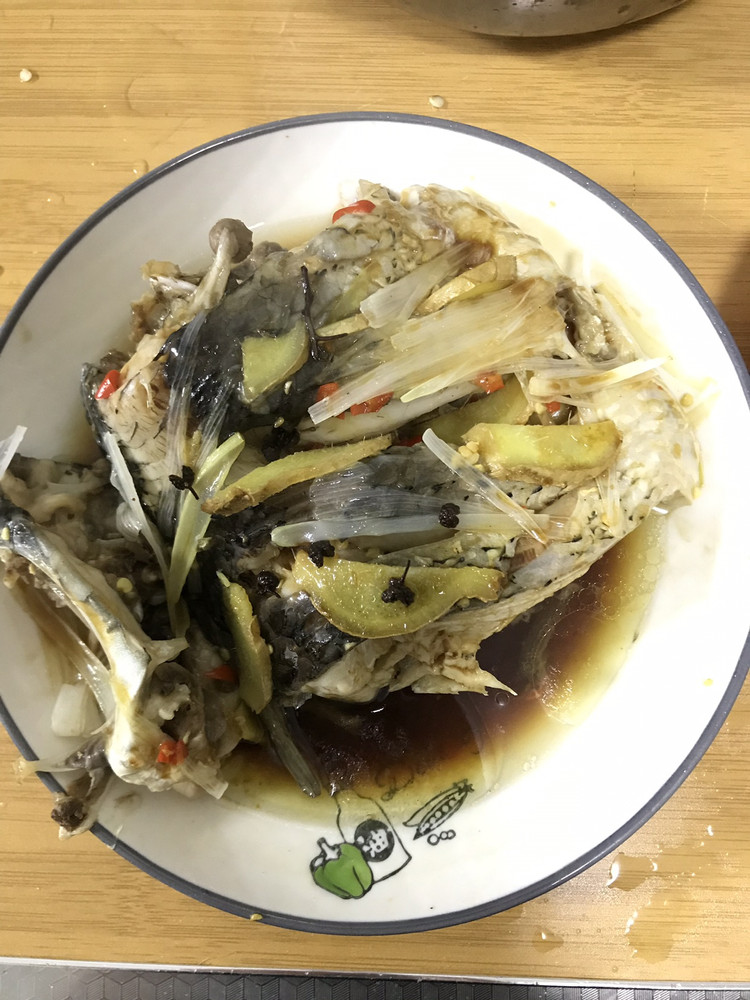 清蒸鲤鱼（家常版）的做法