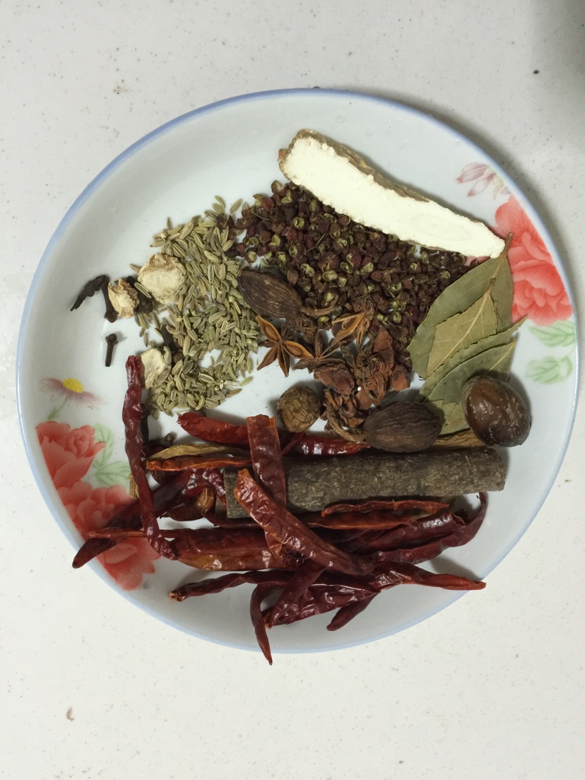 五香卤牛肉的做法图解4