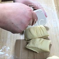 奶香椰蓉面包卷，一次发酵，易出膜超蓬松，浓浓椰香和奶香味。的做法图解9