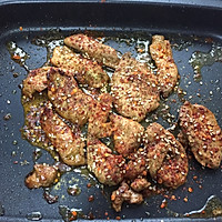 #精品菜谱挑战赛#香煎鸡胸肉的做法图解12