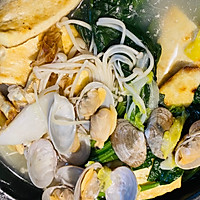 蛤蜊白菜汤的做法图解5