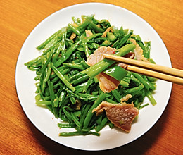 空心菜杆炒肉片的做法