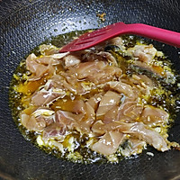 #肉食者联盟#饭店两百的干锅脆鱼，在家就能做，好吃到飙泪！的做法图解6