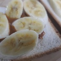 香椿鸡蛋香蕉三明治的做法图解6