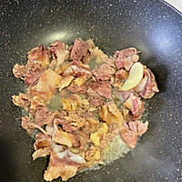 尖椒炒牛剔骨肉的做法图解6