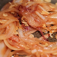 洋葱炒虾皮——迷迭香的做法图解5