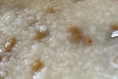 葡萄干大米粥