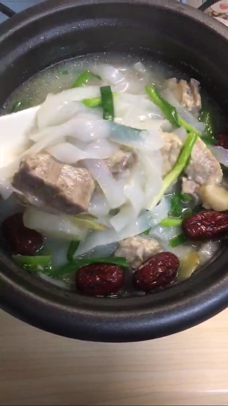 山药排骨汤(宿舍电饭煲)的做法
