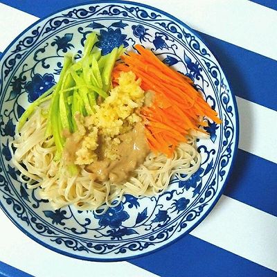 芝麻酱拌面