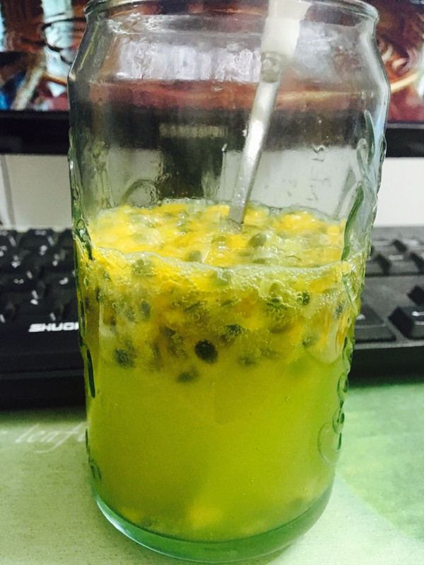 雪碧百香果