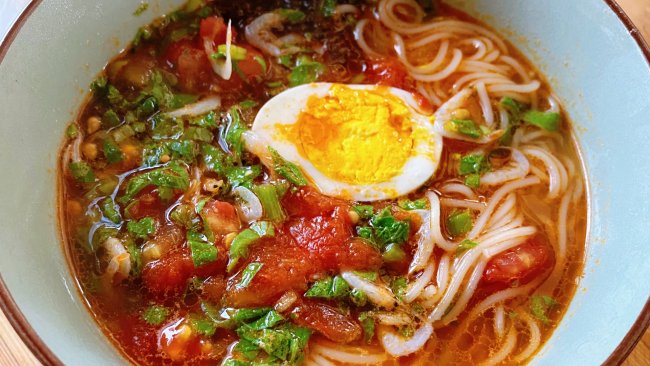 西红柿汤面——鲜掉舌头的做法