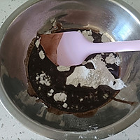 #女神野餐记#零失败的可可纸杯蛋糕的做法图解2