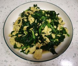 春节时令下饭菜—韭菜炒蛋的做法
