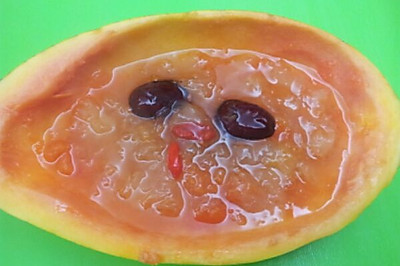 木瓜银耳红枣枸杞羹
