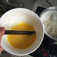 葱花鸡蛋面的做法图解4