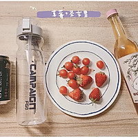 春游美食推荐紫薯三明治+ 草莓气泡水的做法图解1