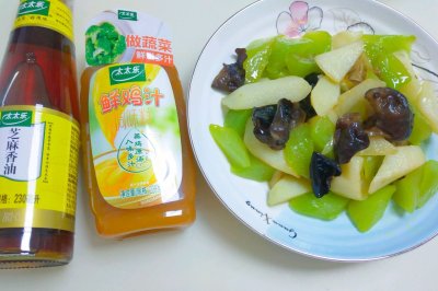 翡翠白玉+太太乐鲜鸡汁芝麻香油