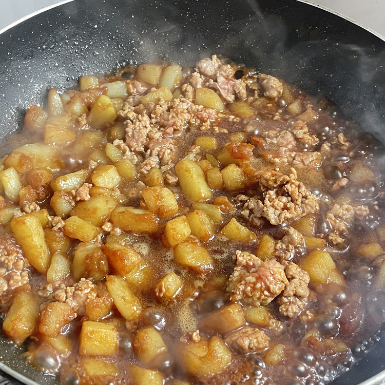 土豆肉沫的做法