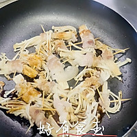 #开启冬日滋补新吃法#培根卷金针菇，好好吃，你一定要会做的做法图解8