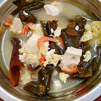 虾仁煎蛋裙带菜豆腐汤的做法图解9