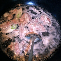 牛肉砂锅的做法图解2
