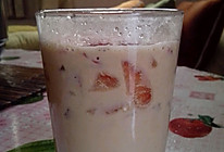 芦荟草莓咖啡奶茶的做法