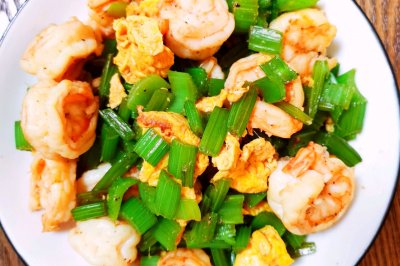 减脂餐—虾仁芹菜煎蛋