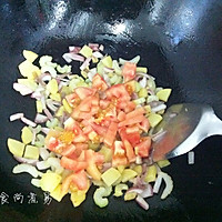 黑椒牛肉粒芝士焗饭的做法图解5