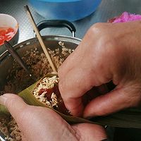 蛋黄鲜肉粽的做法图解6